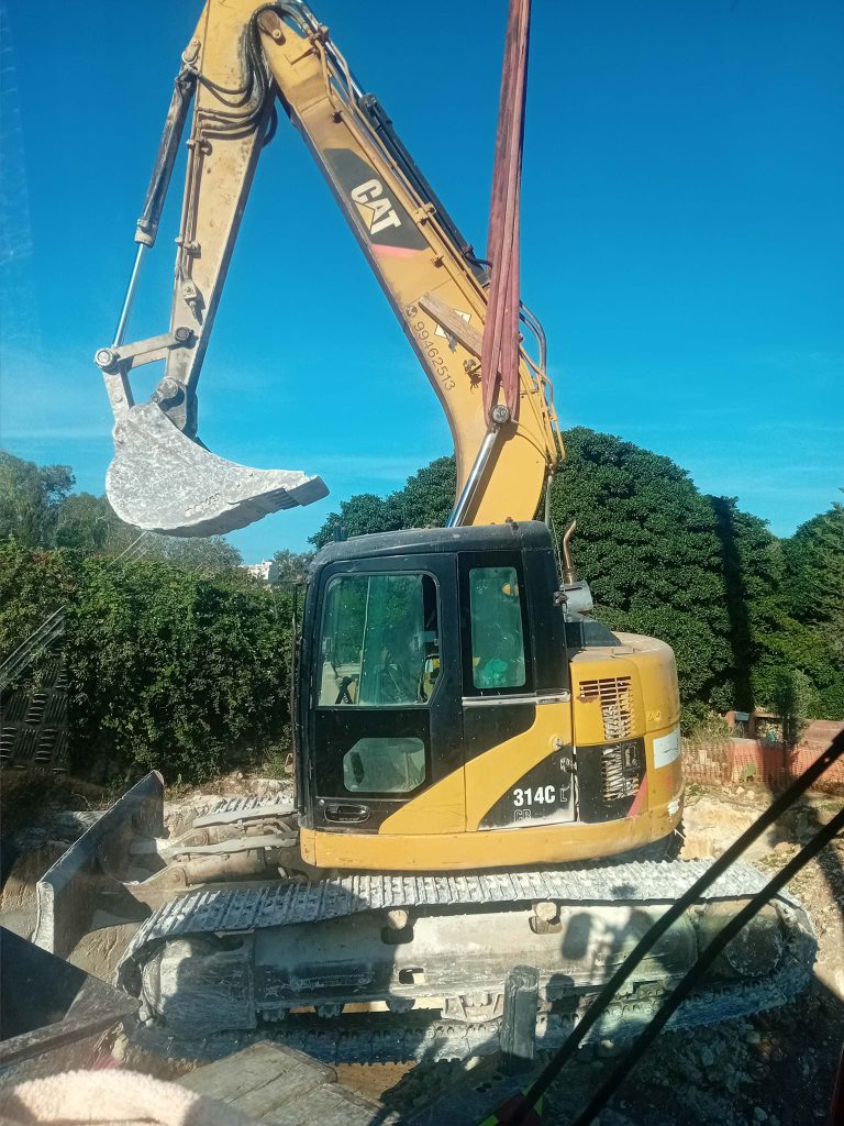 A. Bartolo crane service