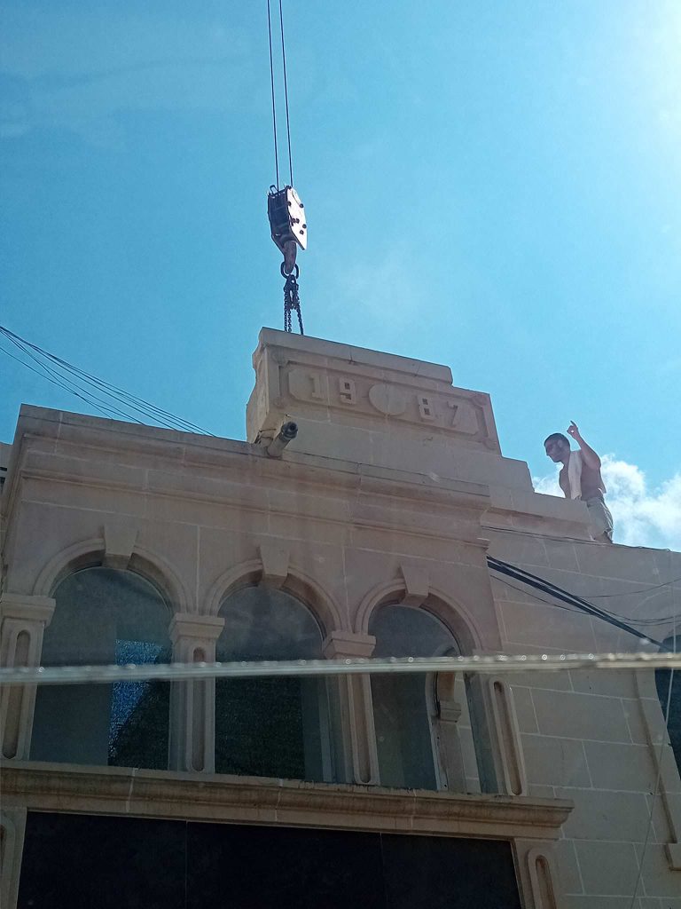 A. Bartolo crane service