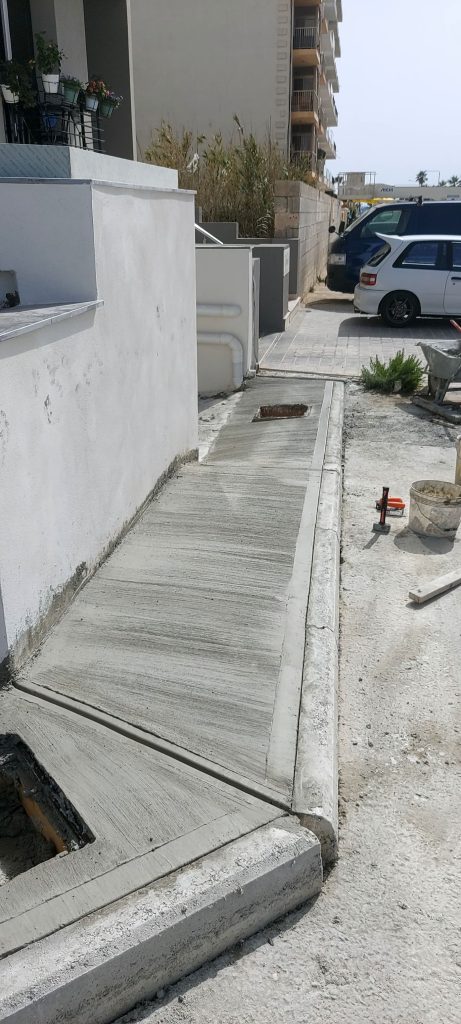 Bernard’s Mini Excavator Works