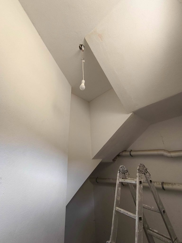 Big_Jobs_Plastering_&_PaintingBig_Jobs_Plastering_&_Painting