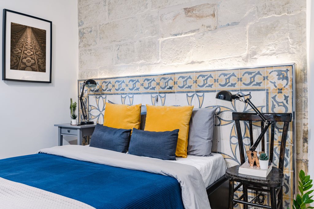 Charlie`s_Plastering_Construction_&_Turnkey