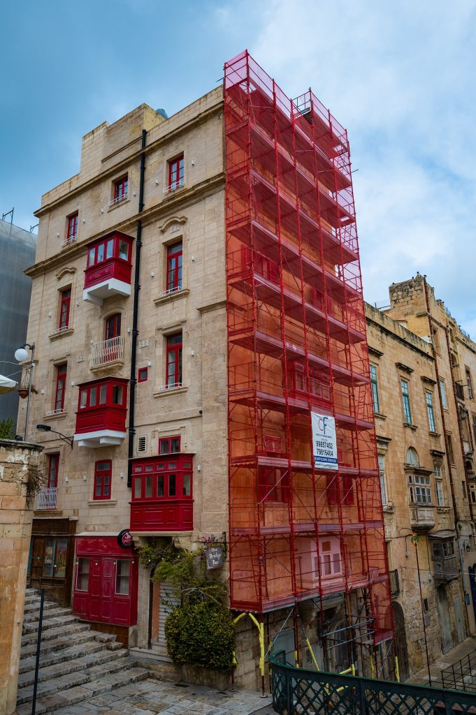 Charlie`s_Plastering_Construction_&_Turnkey