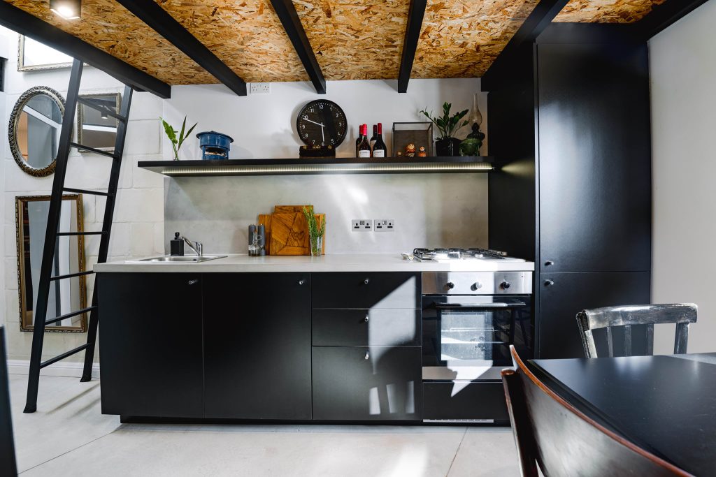 Charlie`s_Plastering_Construction_&_Turnkey