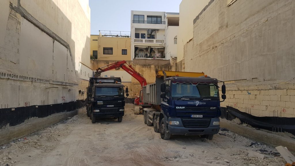 Diamond Holdings Ltd