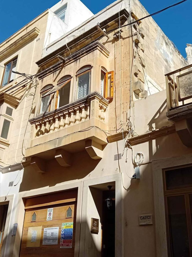 Diamond Holdings Ltd