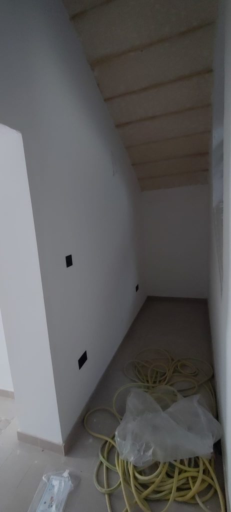 JT_Plastering,_Painting,_Renovations