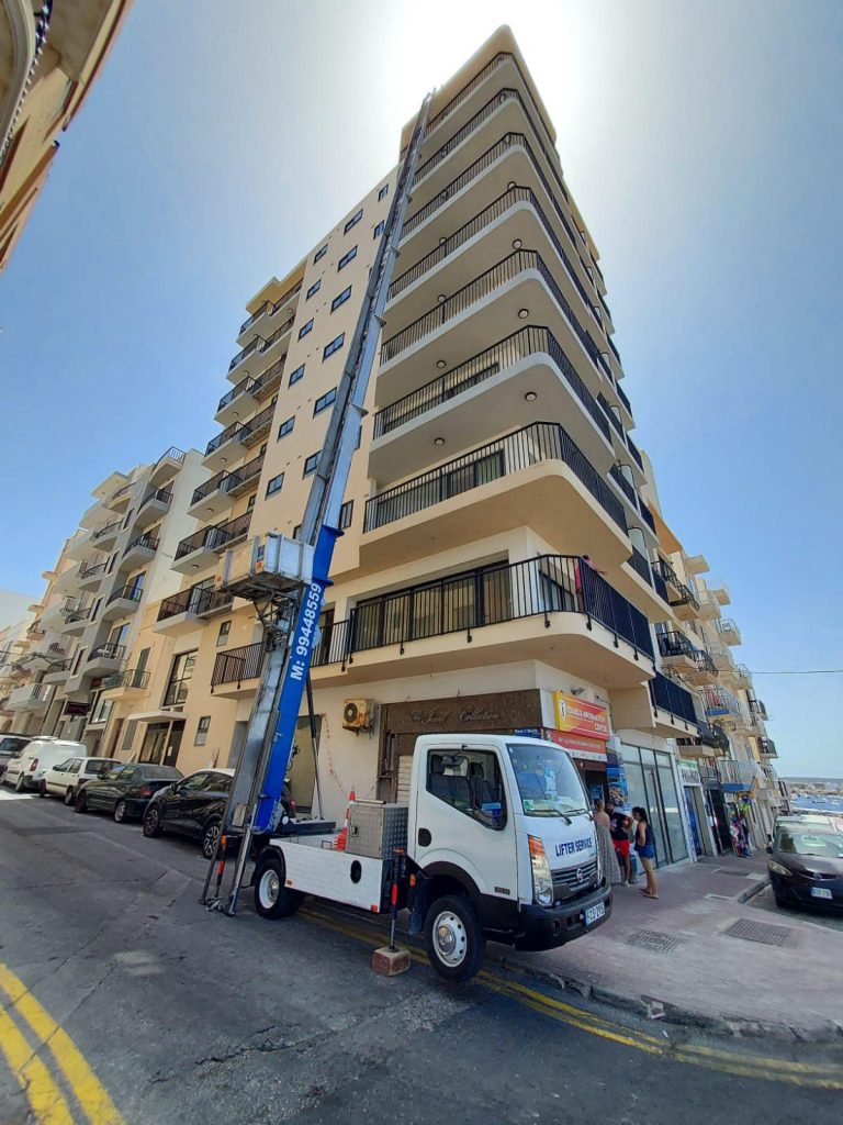 Mario’s_lifting_service