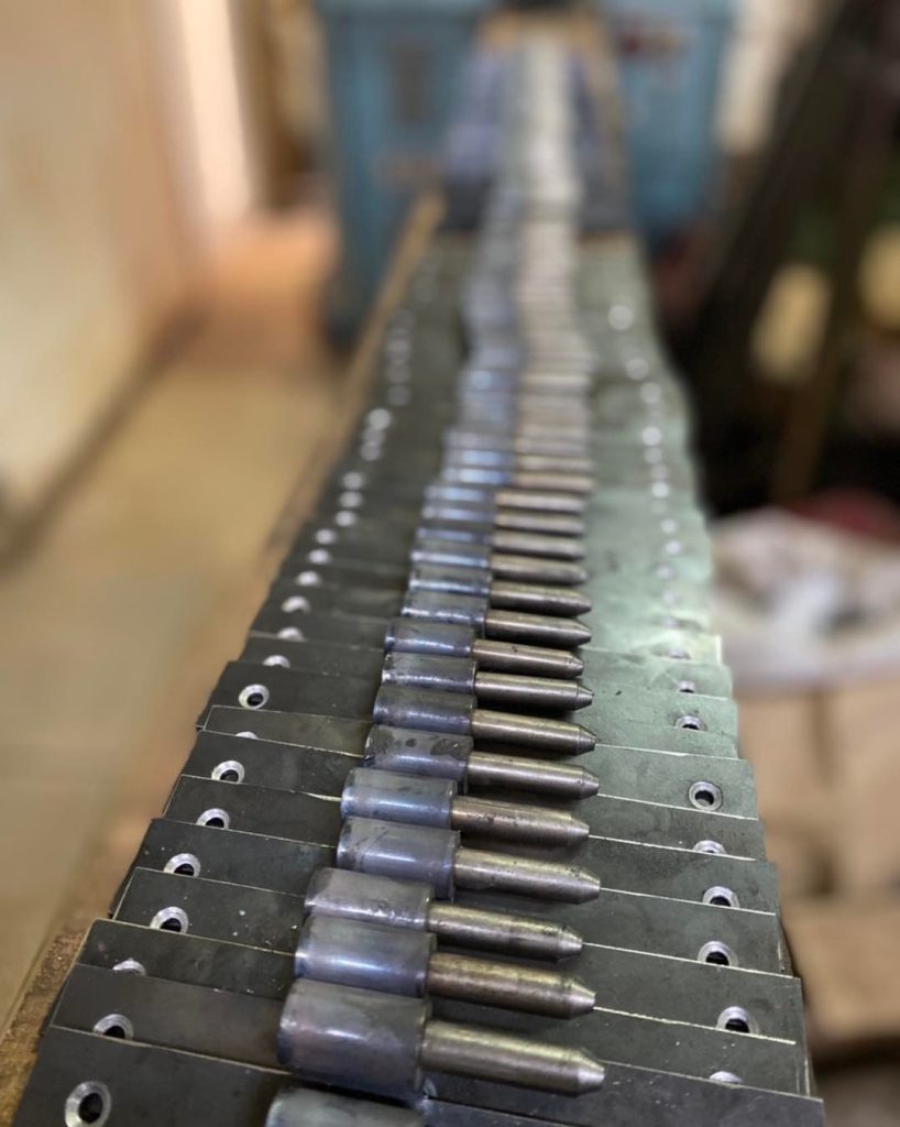 Metal_Hinges_Manufacturing