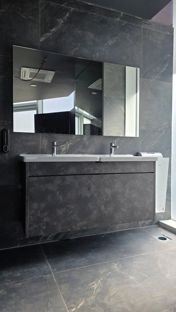 Mon_Lung_Woodworks_Ltd