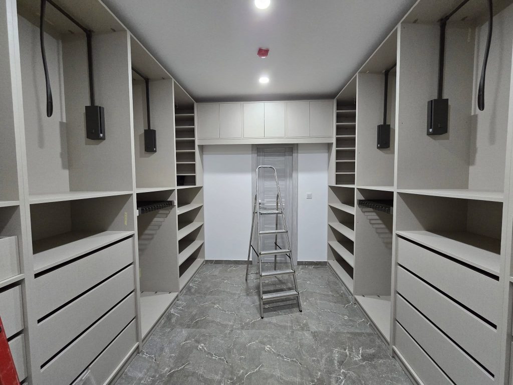 Mon_Lung_Woodworks_Ltd