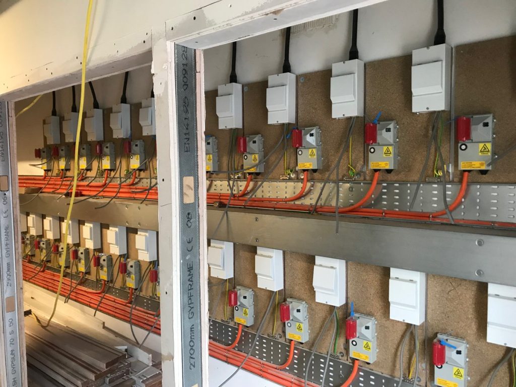 Plum-Eng_Installations