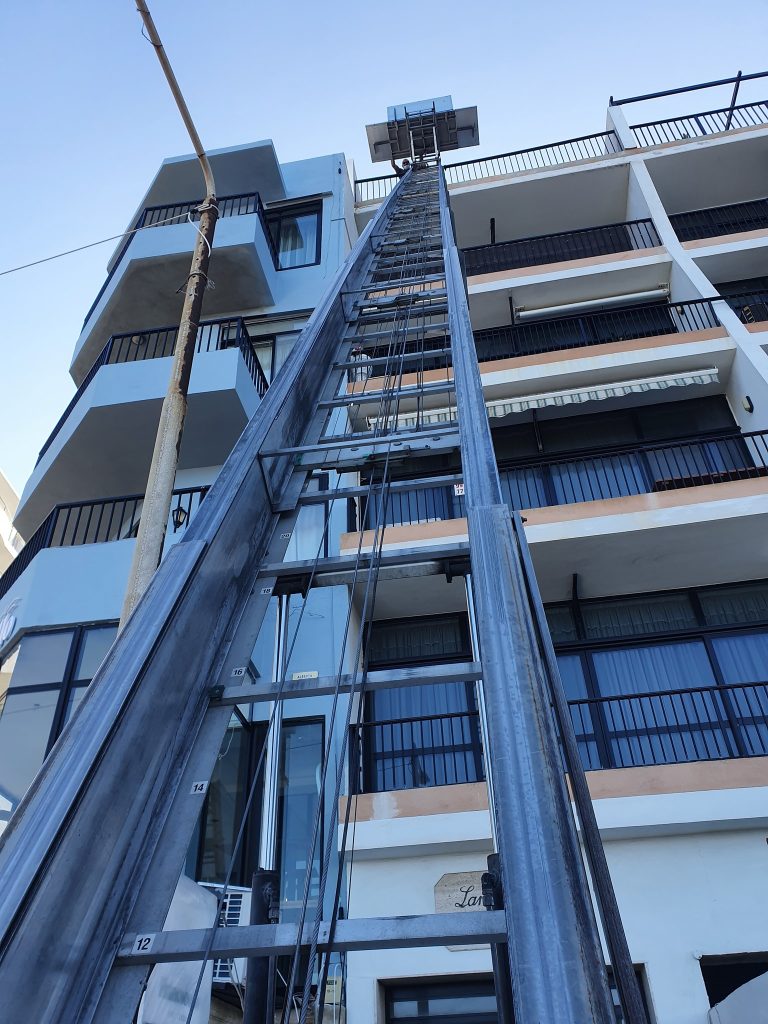 Speedy_Lifting_Services