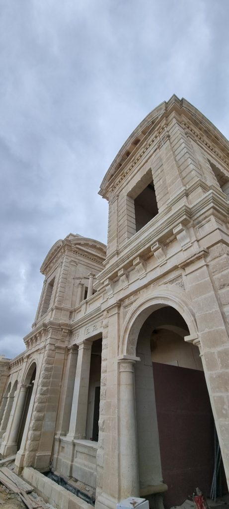 Ta'_Rdum_Construction