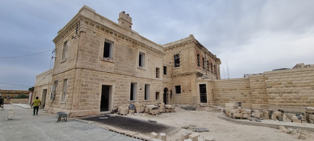 Ta'_Rdum_Construction