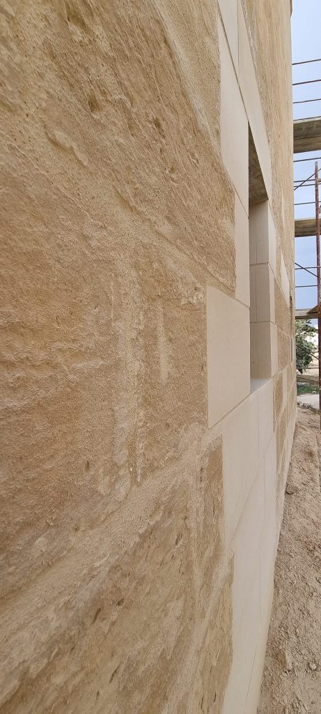 Ta'_Rdum_Construction