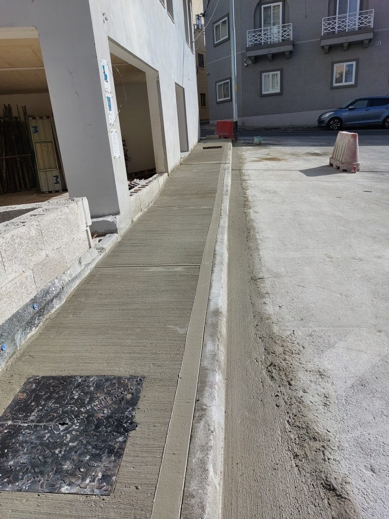 Thomas_Azzopardi_Construction_(2)