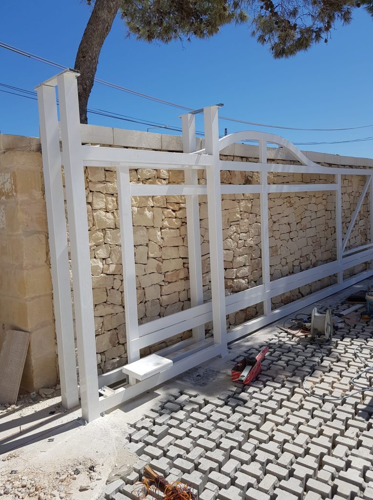 Top_Lift_Elevators,_Steel_&_Aluminum