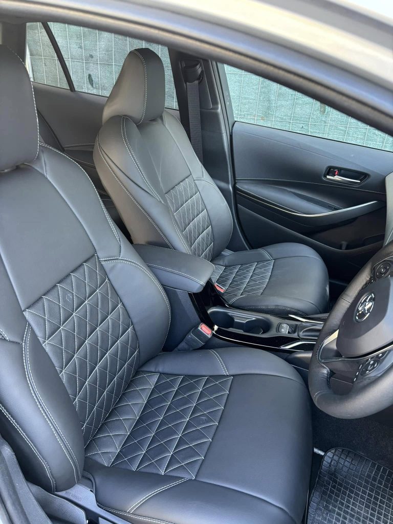 Abela_Upholsterer (3)