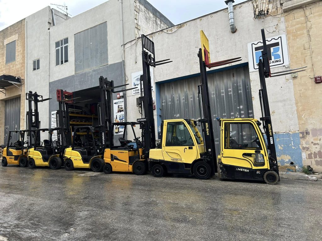 Forklift Garage