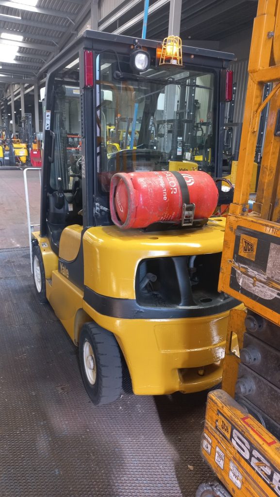 Forklift Garage