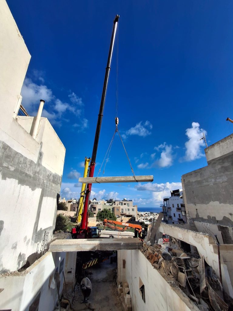 Alberto_Bartolo_Crane_Hire_&_Heavy_Lifting_Services (6)