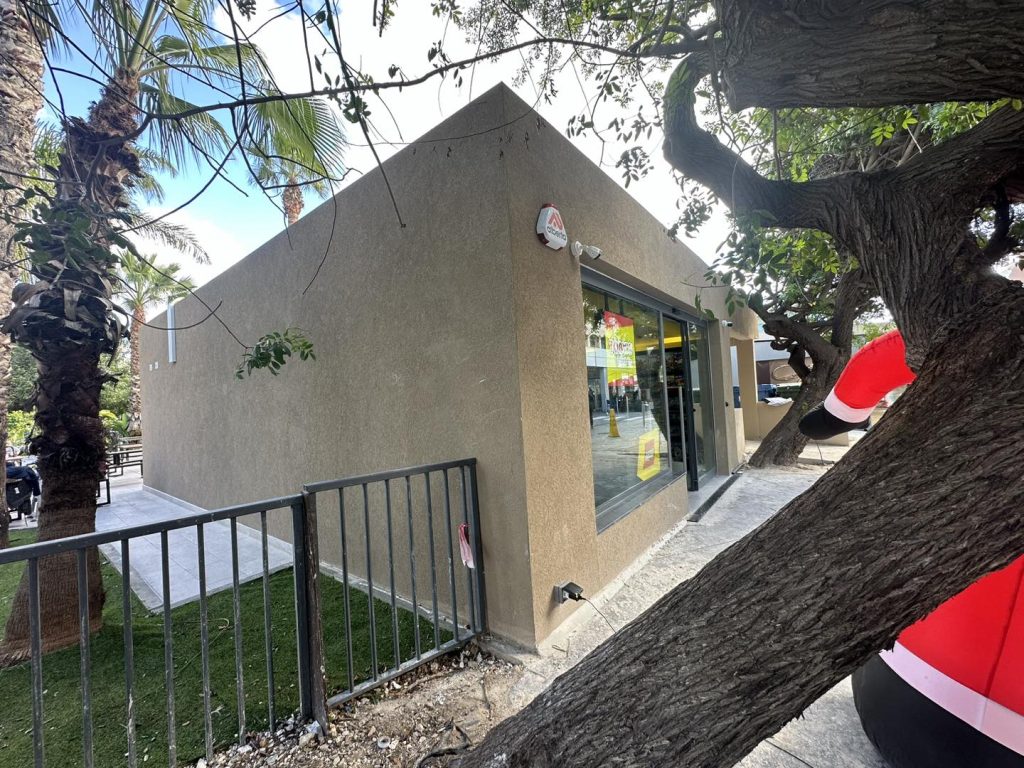 Constructions and Plastering