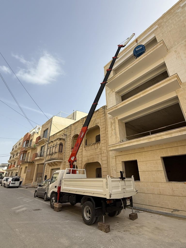 Gozo Lifting Services