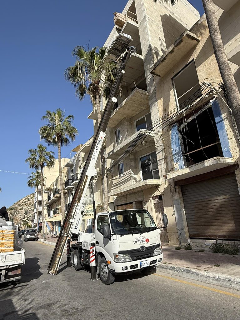 Gozo Lifting Services