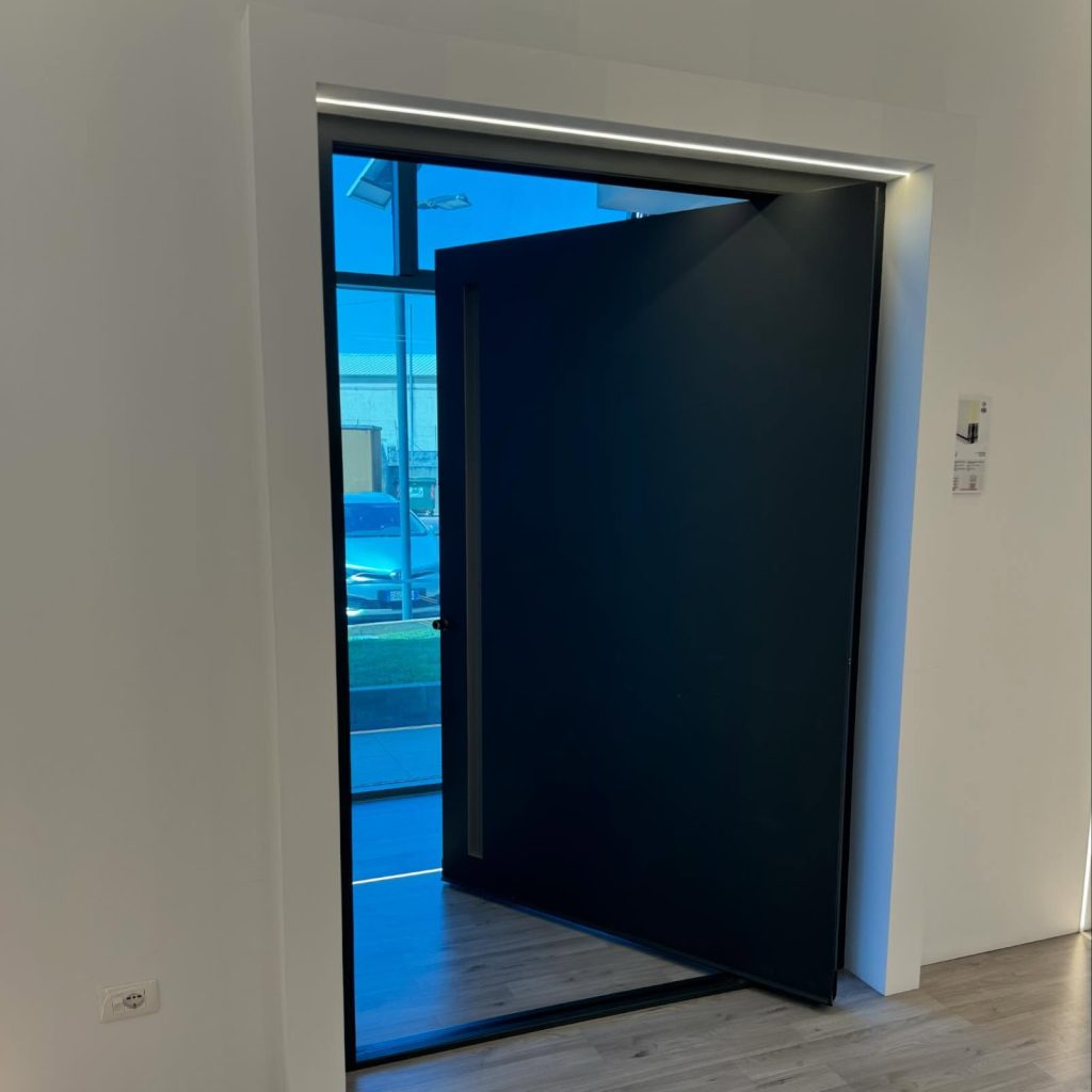 Madru_Aluminium_Steel